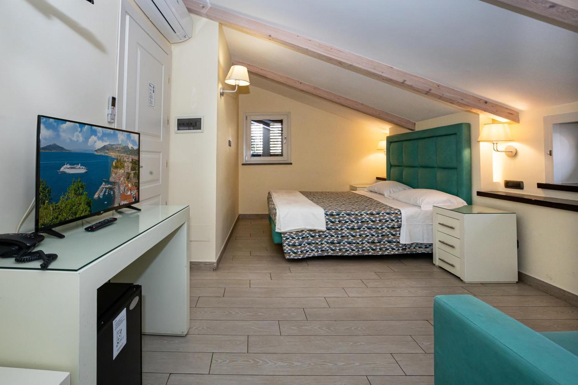 Blurooms Sorrento Exterior foto